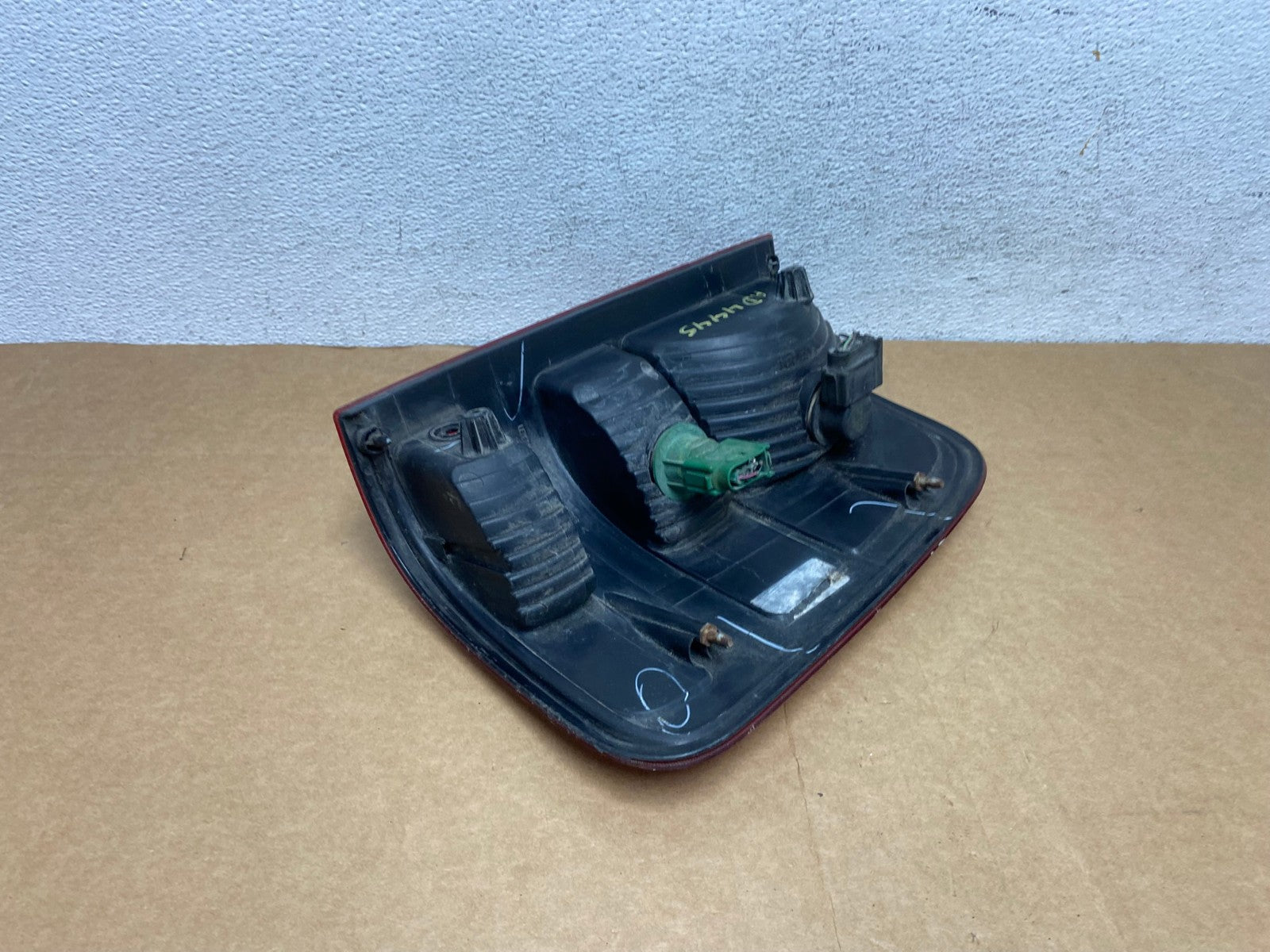 2004 to 2008 Ford F150 F-150 Left Driver LH Side Tail Light AD4445 LK5