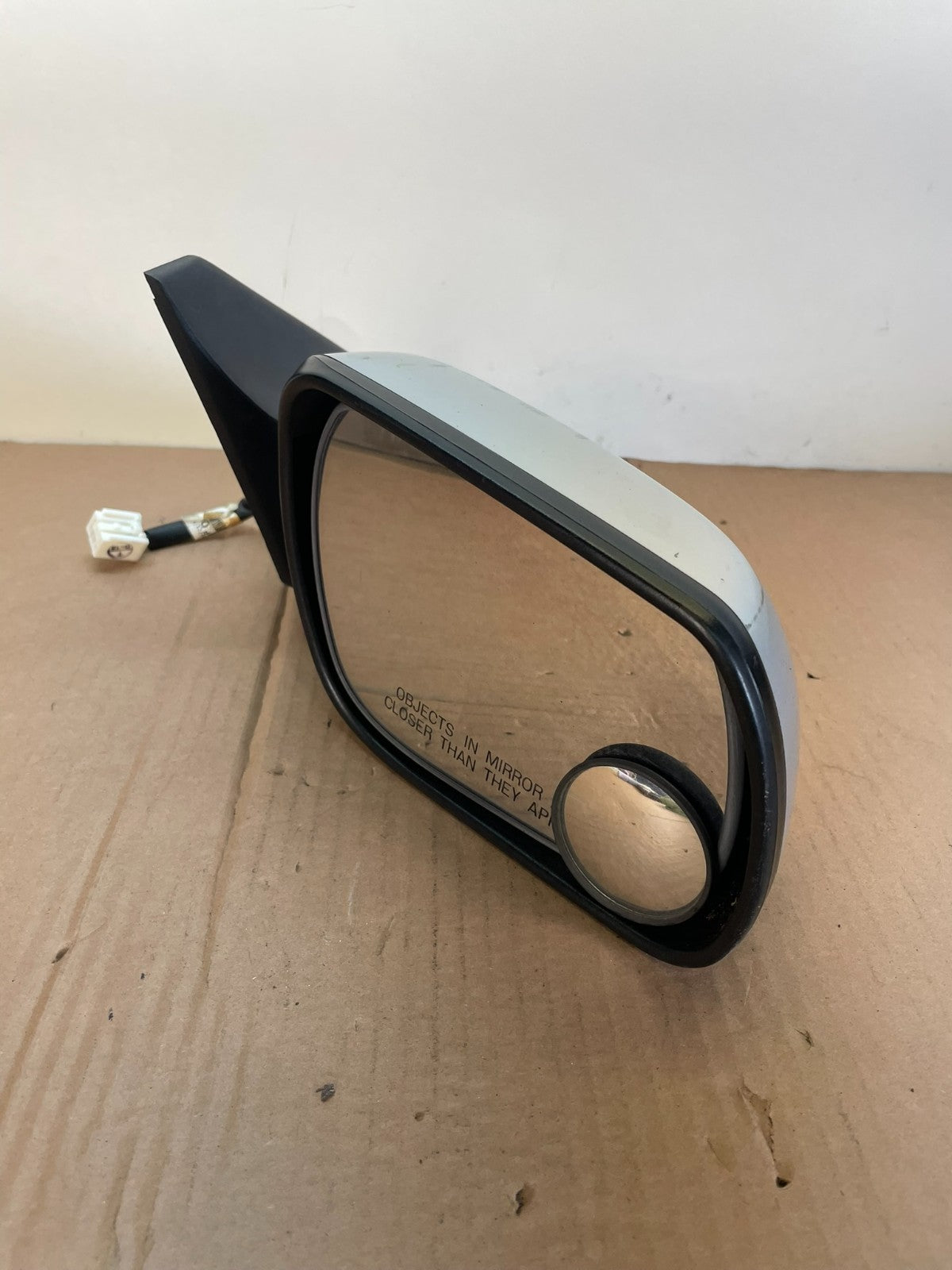 2003 to 2008 Mazda 6 Right Passenger RH Front View Door Mirror AG7758 DW2