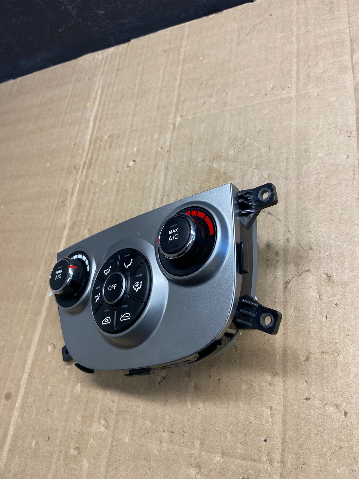 2010 2011 2012 Hyundai Santa Fe Automatic Climate AC Heater Control OE AD7194 DG1