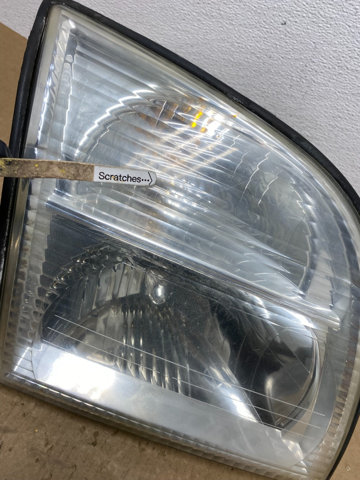 2002-2005 Mercury Mountaineer Right Passenger Halogen Headlight OEM AC1294 DW3
