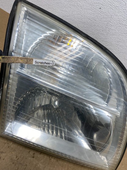 2002-2005 Mercury Mountaineer Right Passenger Halogen Headlight OEM AC1294 DW3