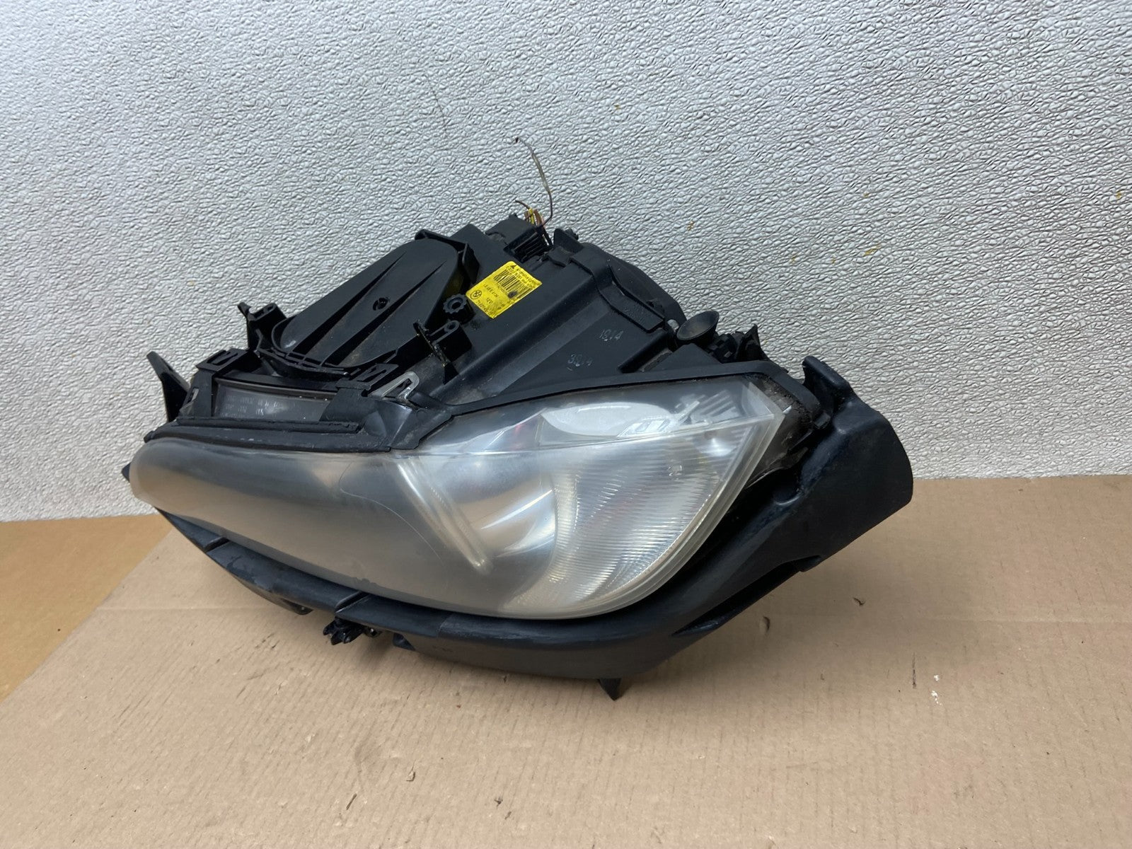 2007-2010 BMW 3-Series Coupe 335i Left Driver Lh Headlight Xenon HID Z3869 DW1