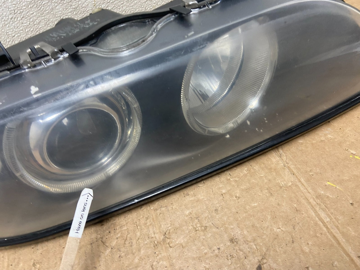 2001-2003 BMW E39 5 Series Right Passenger Side Halogen Headlight OEM AA24903