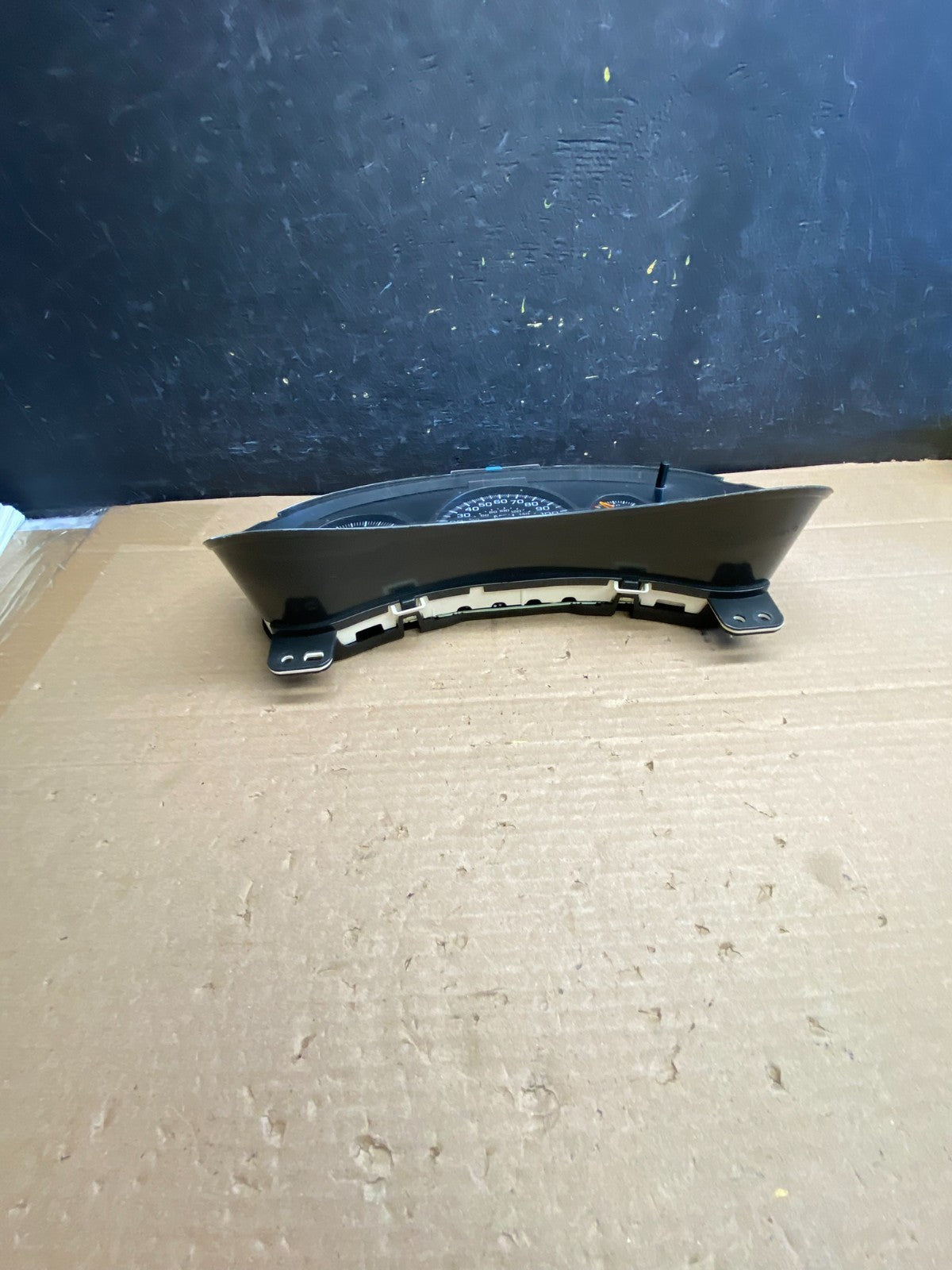 2002 to 2005 Chevrolet Trailblazer Speedometer Cluster Gauge AG6306 DG5