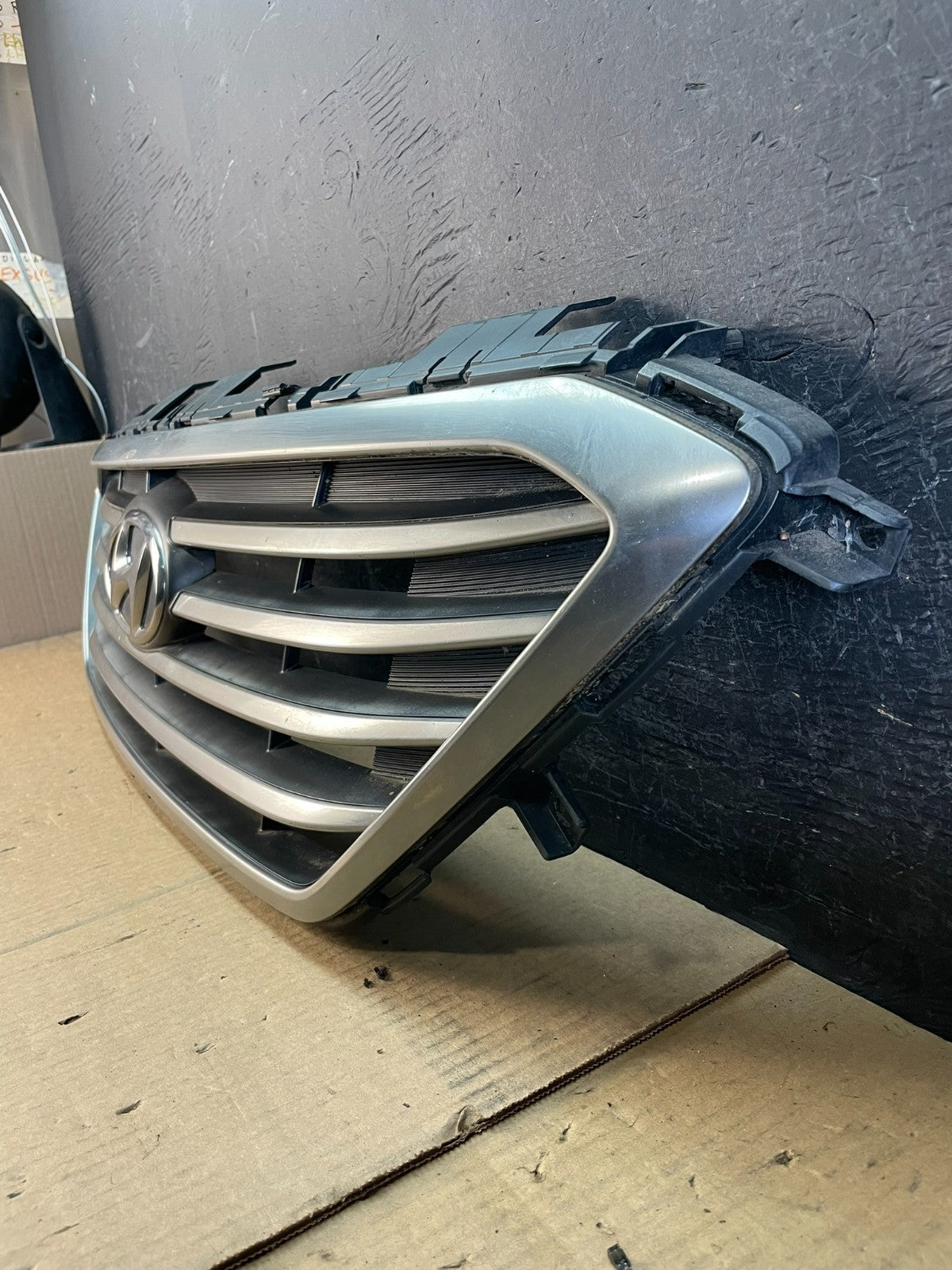 2015 2016 2017 Hyundai Sonata Front Upper Grill Grille AD0445 DG1