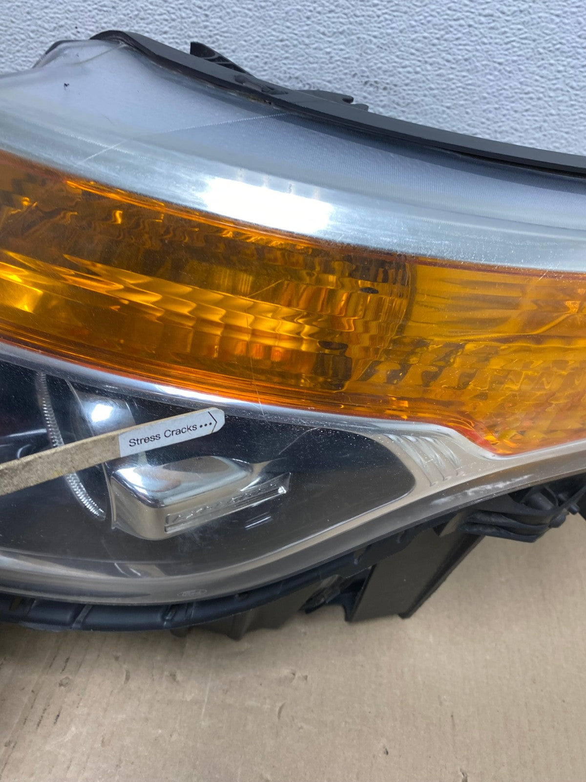 2011 to 2015 Ford Explorer Left Driver LH Halogen Headlight AE9483 LK4