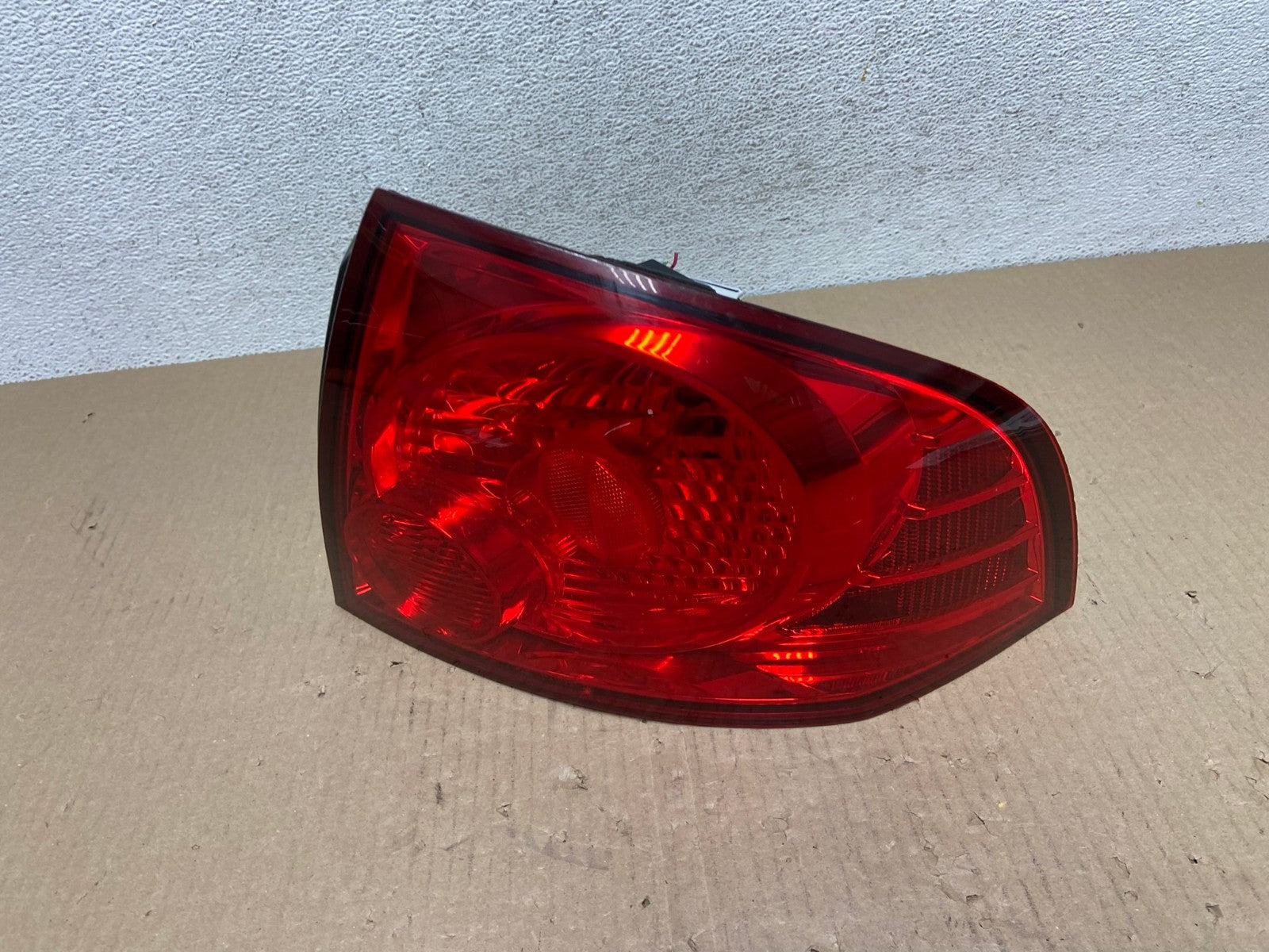 2004 2005 2006 Nissan Sentra Right Passenger Rh Side Tail Light AE9649 LK0