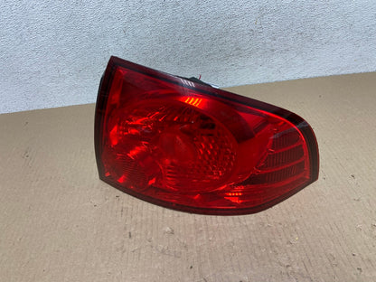 2004 2005 2006 Nissan Sentra Right Passenger Rh Side Tail Light AE9649 LK0
