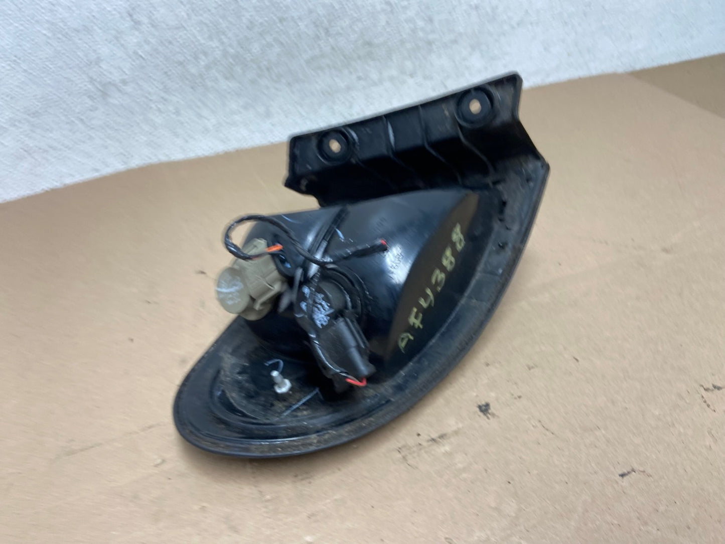 1998 to 1999 Ford Taurus Wagon Right Passenger RH Side Tail Light AF4388 LK5