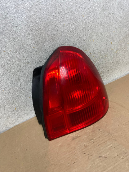 2003 to 2011 Lincoln Town Car Right Passenger Rh Tail Light AH9397 LK2