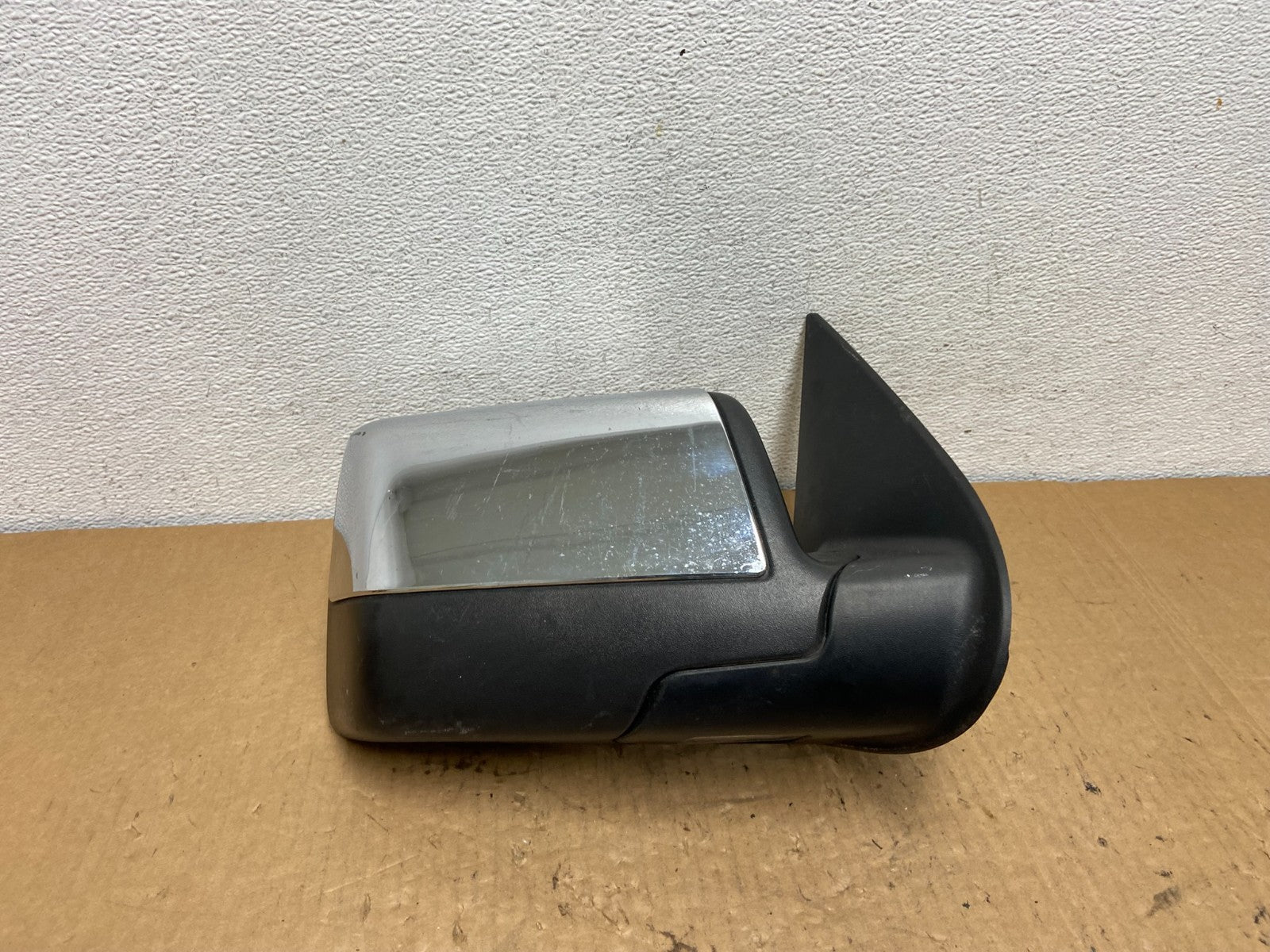 2006 to 2010 Ford Explorer Right Passenger RH Side View Door Mirror OE AC7751 DG0