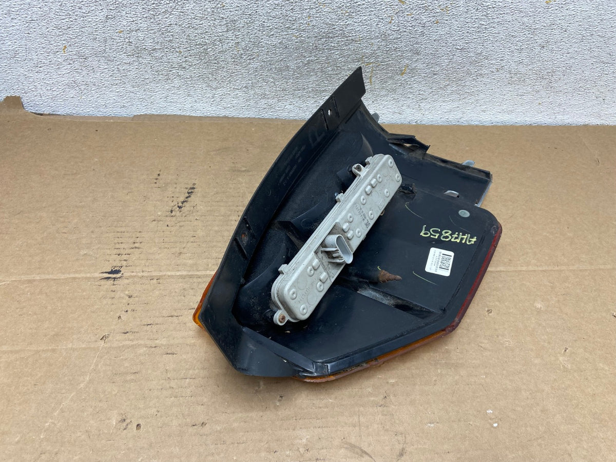 2002-2009 GMC Envoy Right Passenger RH Side Tail Light AH7859 LK5