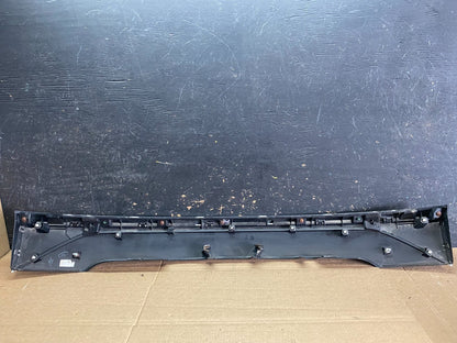 2014-2015 Mitsubishi Outlander Trunk Tailgate Liftgate Center Panel Y9305 DG6