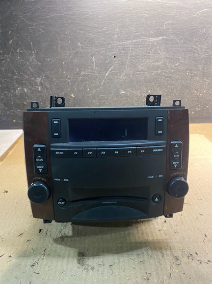 2005 to 2007 Cadillac Escalade Radio CD AM/FM DVD 6 Disc OEM Z5369 DG0