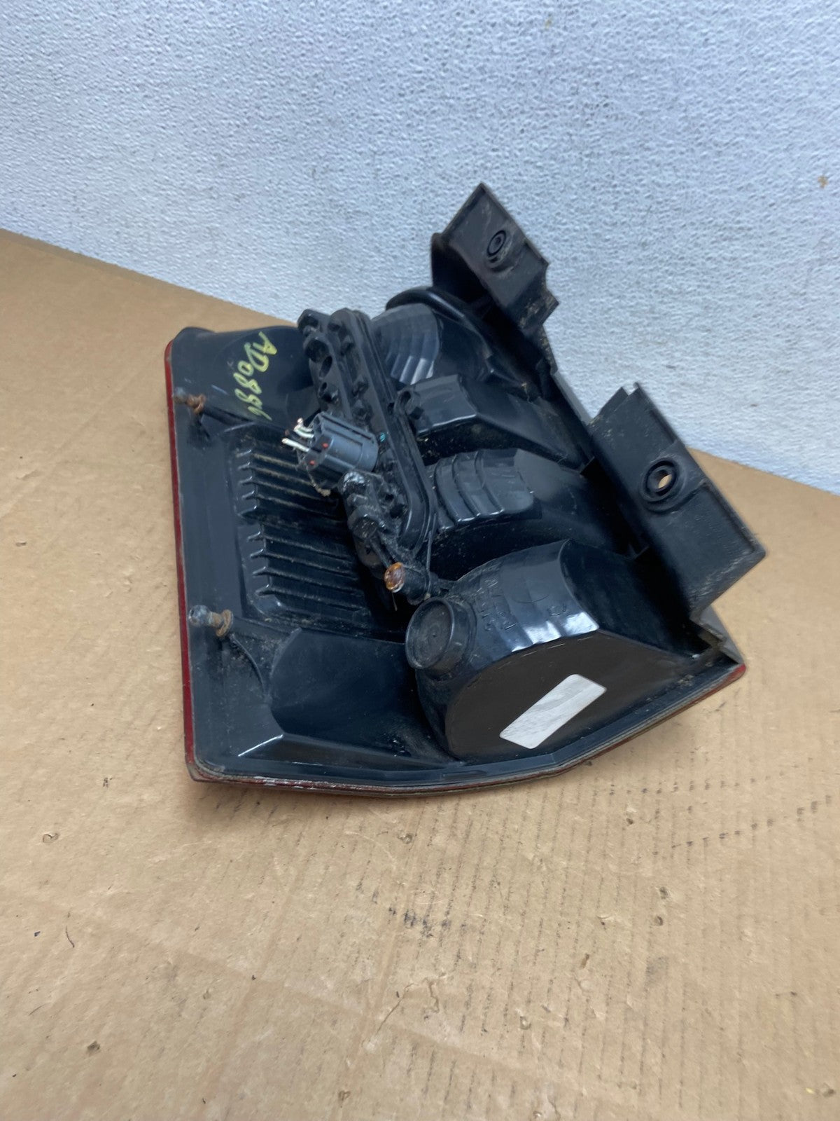 2008 to 2012 Jeep Liberty Right Passenger RH Side Tail Light AD0886 LK6