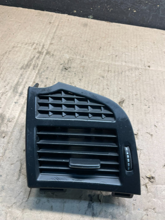 2007-2009 Mercedes S-Class S550 Left Driver Side Dashboard Air Vent OEM T7515 DG0