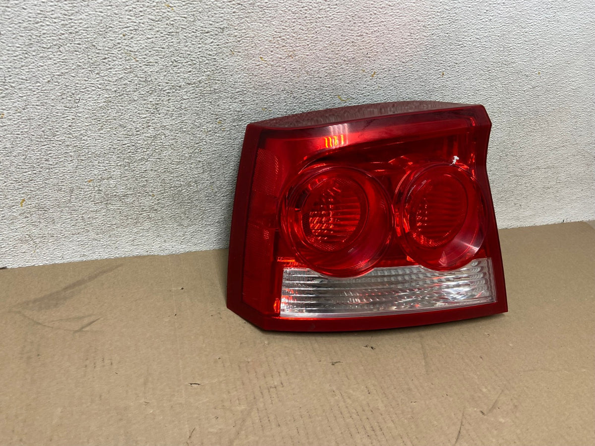 2009-2010 Dodge Charger Left Driver LH Side Tail Light AH6682 LK1