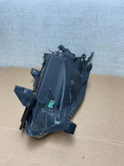 2002 to 2004 Honda Crv Cr-v Left Driver Halogen Headlight AA9863 DW6