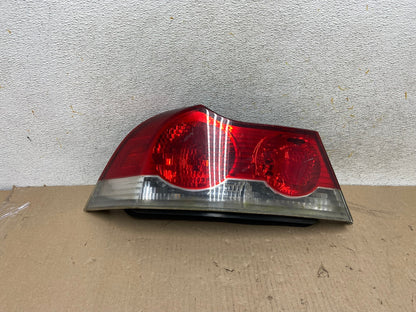 2006 to 2010 Volvo C70 Convertible Left Driver LH Side Tail Light AH6900 LK0
