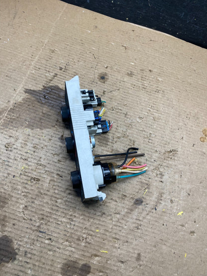 2008-2010 Chevrolet Express 1500 2500 3500 Climate Control Panel r2657 DG3