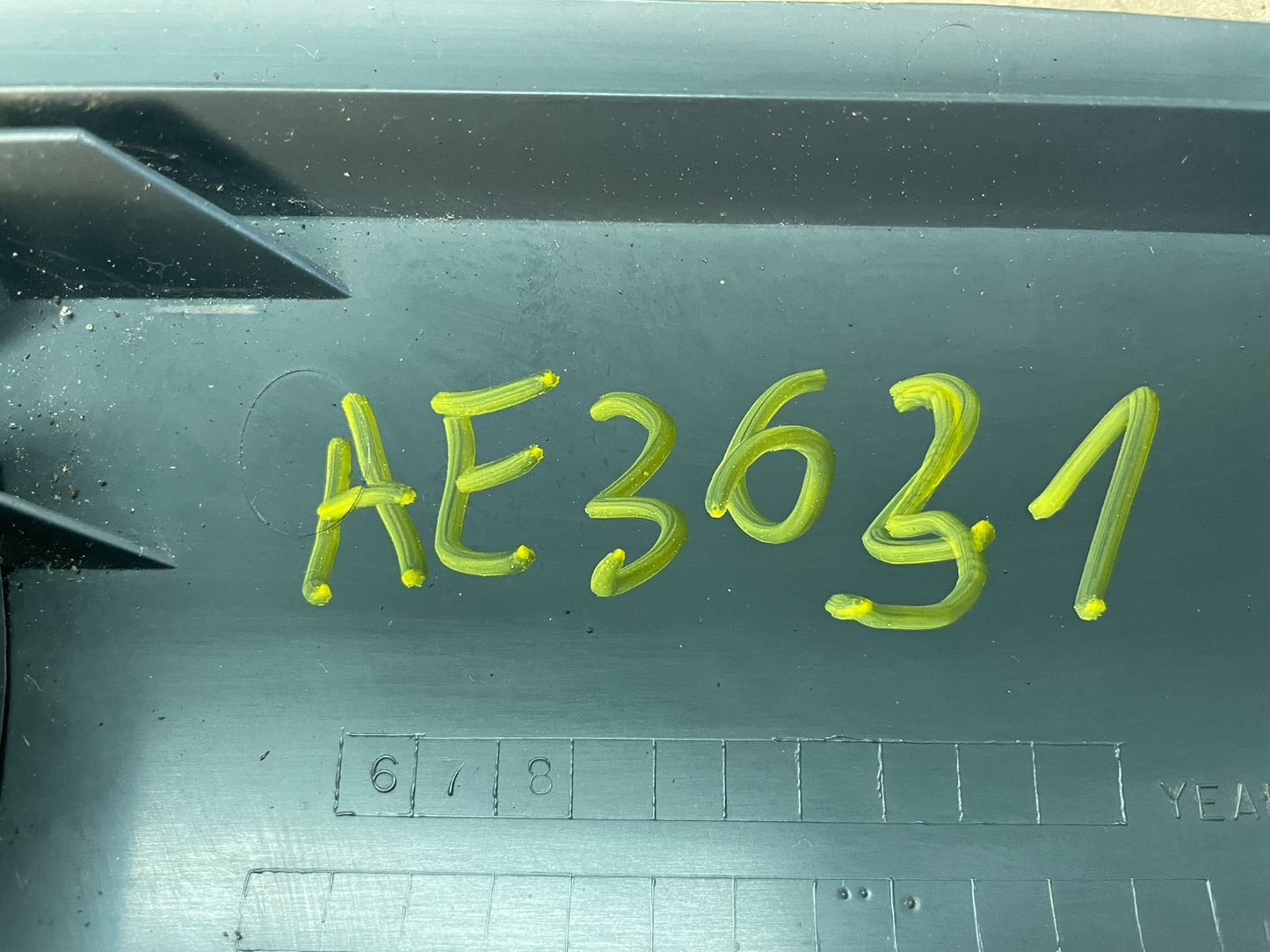 1996 to 2002 Chevrolet Express 3rd Third Brake Light Trim Spoiler AE3631 DG7