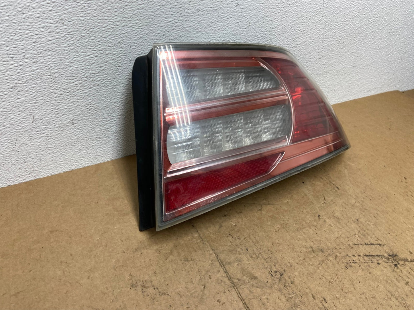 2007 - 2008 Acura Tl Right Passenger Rh Side Tail Light Oem AC3357 LK2