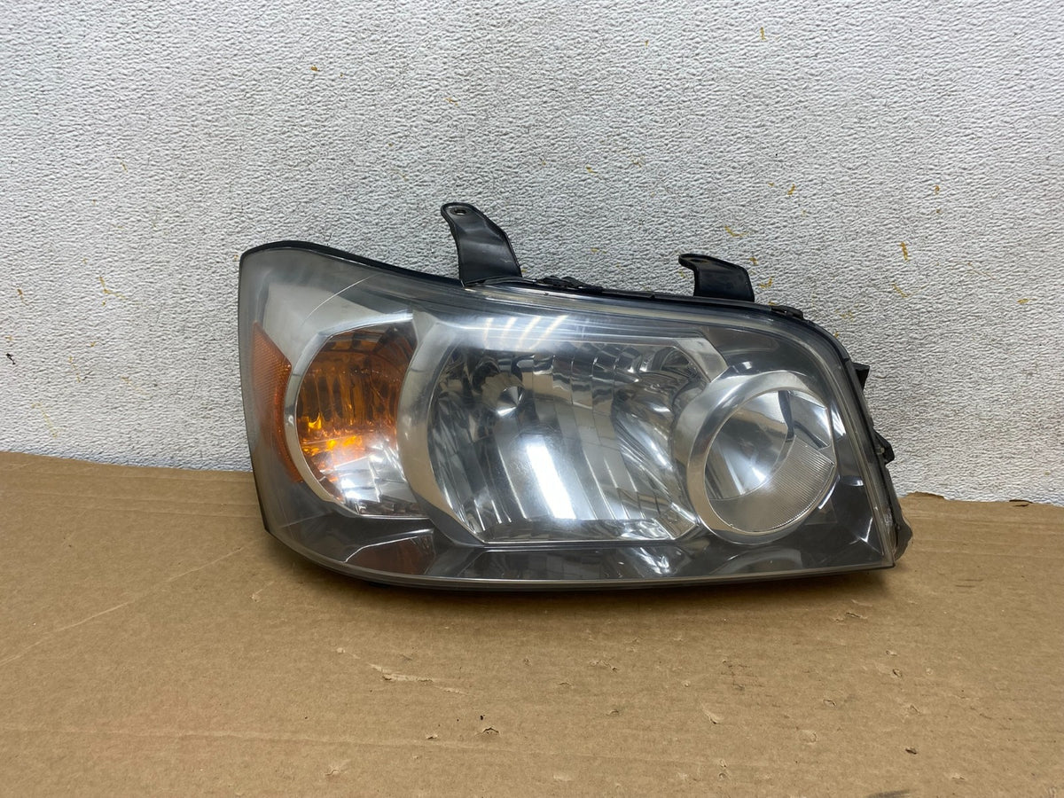 2004 2005 2006 Toyota Highlander Headlight Right Passenger RH Side AH8283 DW0