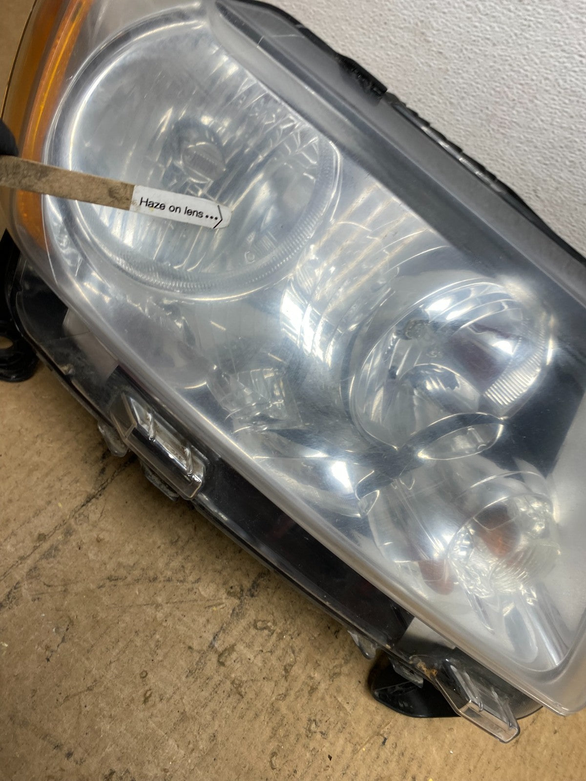 2011-2013 Jeep Grand Cherokee Right Passenger Halogen Headlight AC3670 DW3