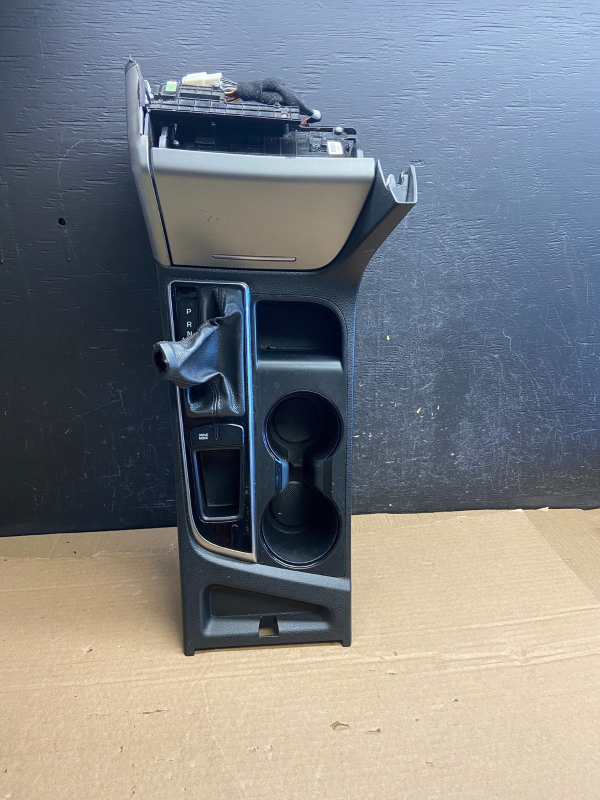2016 2017 Hyundai Sonata Shifter Center Cup Holder Console Trim AF2494 DG0