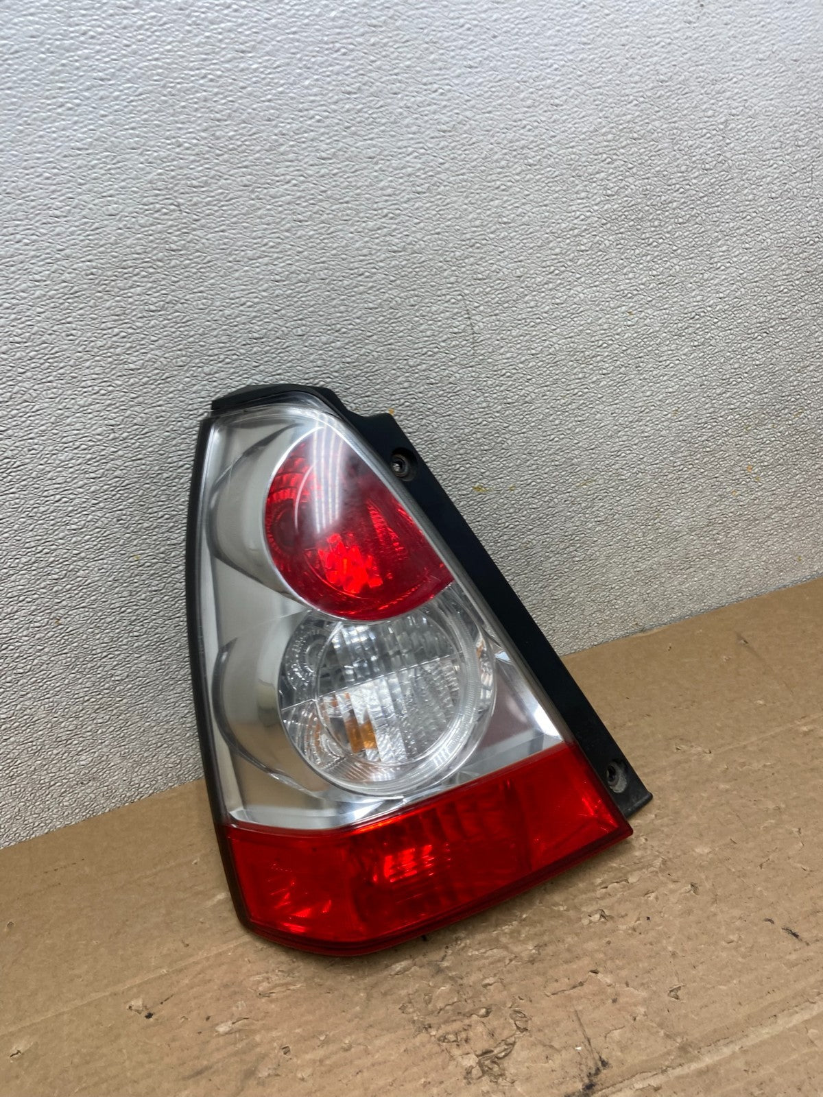 2006 2007 2008 Subaru Forester Left Driver LH Side Tail Light AB4824 LK2