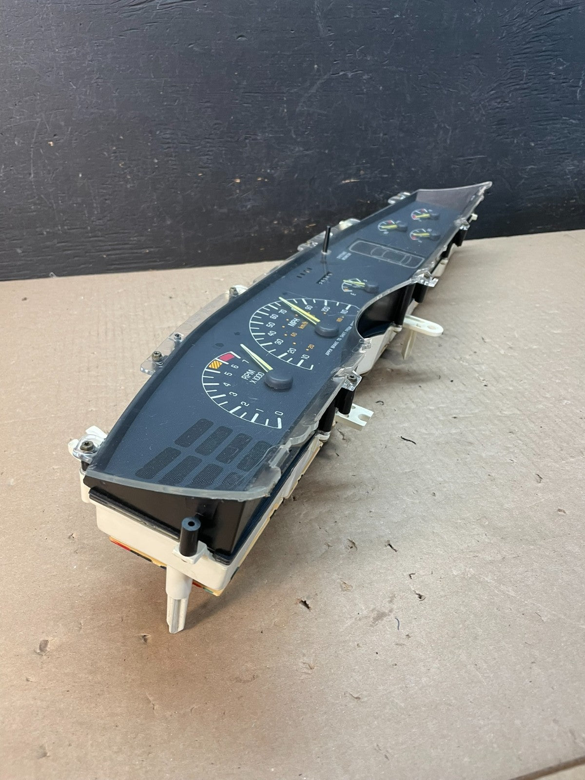 1995 to 1996 Pontiac Boneville Cluster Speedometer Gauge ae3384 DG1