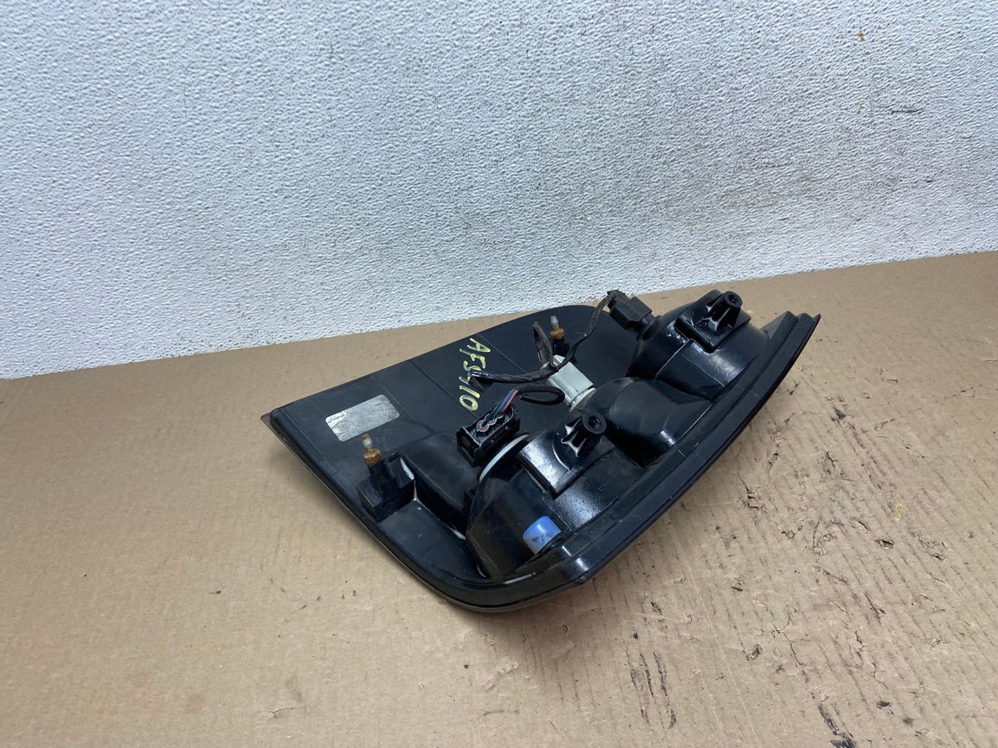 2006 to 2010 Ford Explorer Right Passenger Side Tail light AF5910 LK5