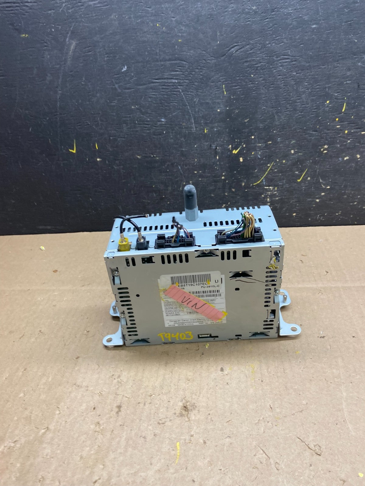 2014 2015 Ford Explorer Audio Equipment Radio Receiver AM FM CD Oem t9403 DG4