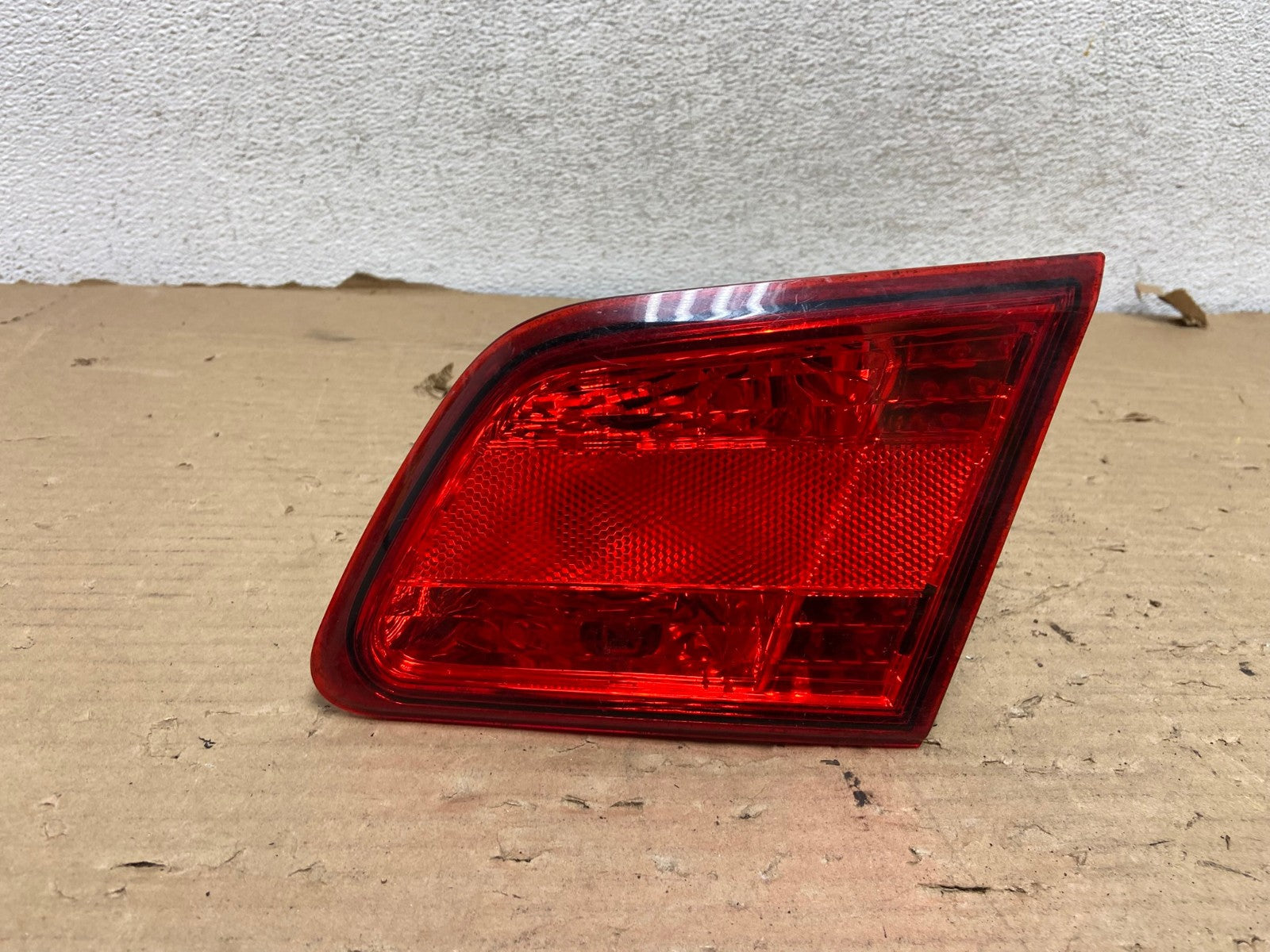 2010-2014 Subaru Legacy Right Passenger Rh Side Tail Light Inner AG8291 LK0