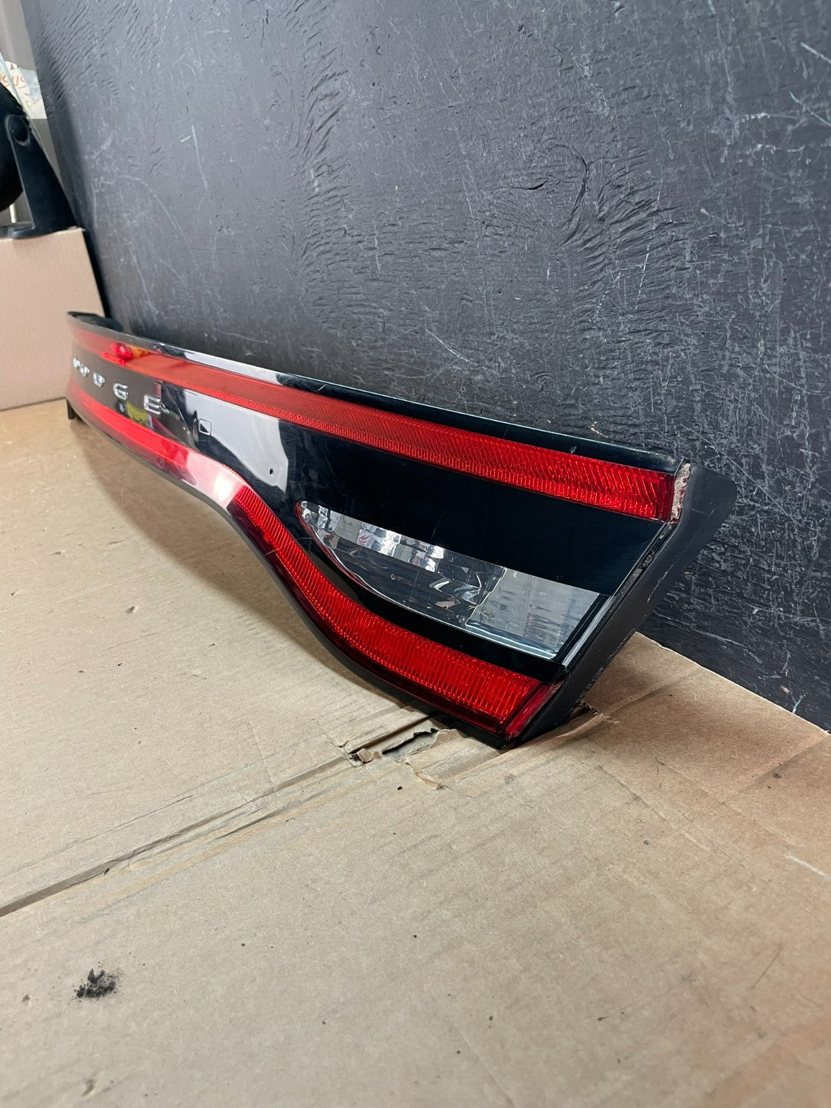 LED 2013 - 2016 Dodge Dart Center Third Brake Led Tail Light Panel AE84341