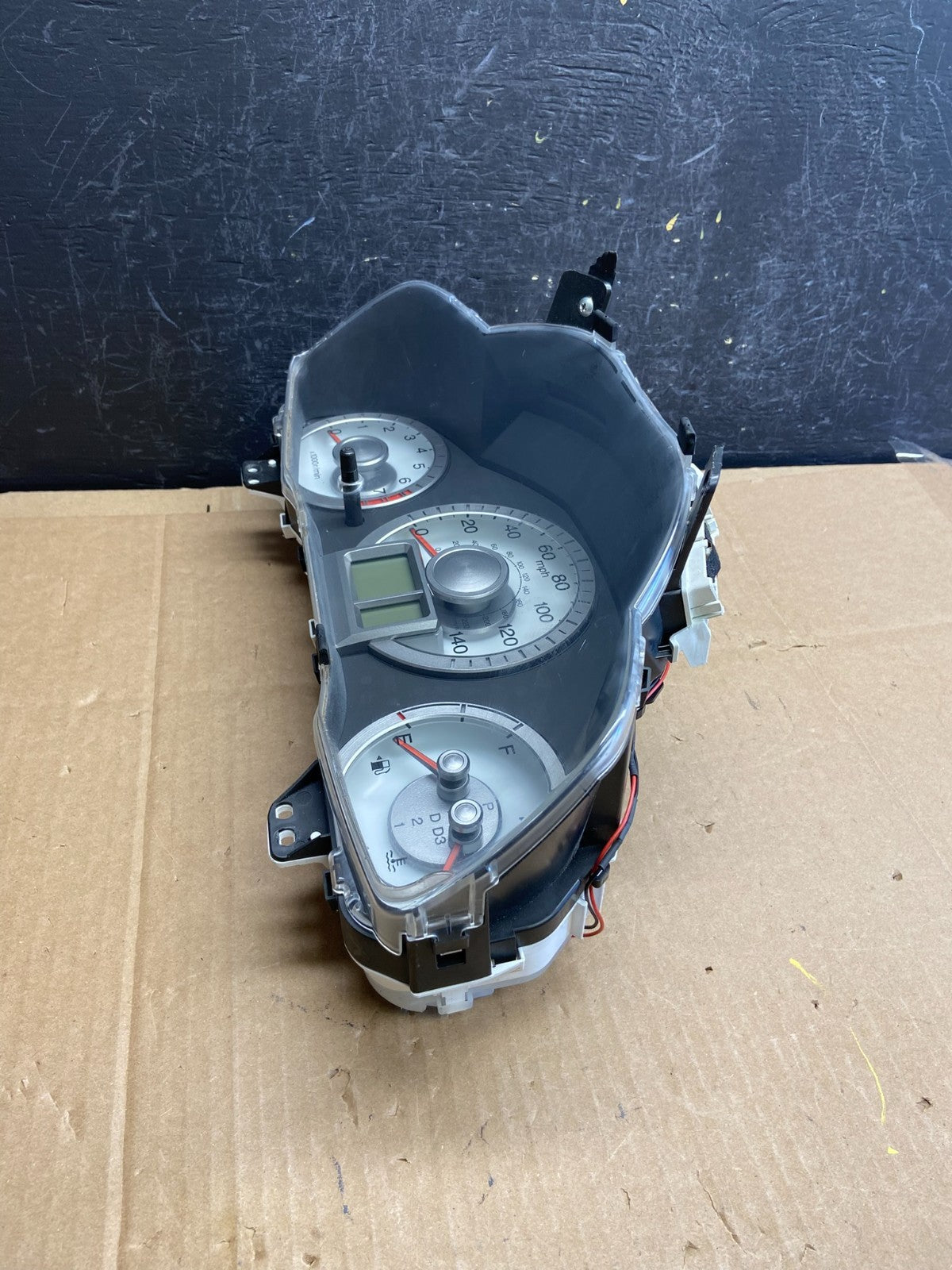 2009 - 2015 Honda Pilot Speedometer Cluster Gauge AD2150 DG2