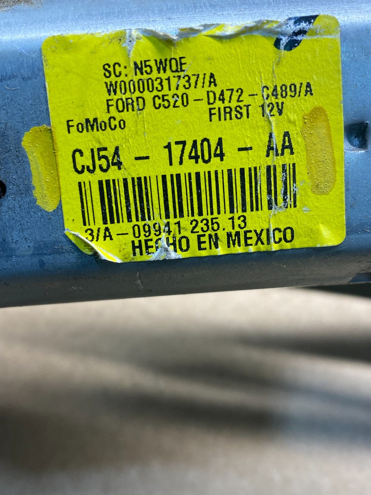 2013 to 2019 Ford Escape Rear Windshield Wiper Motor AF4211 DW6