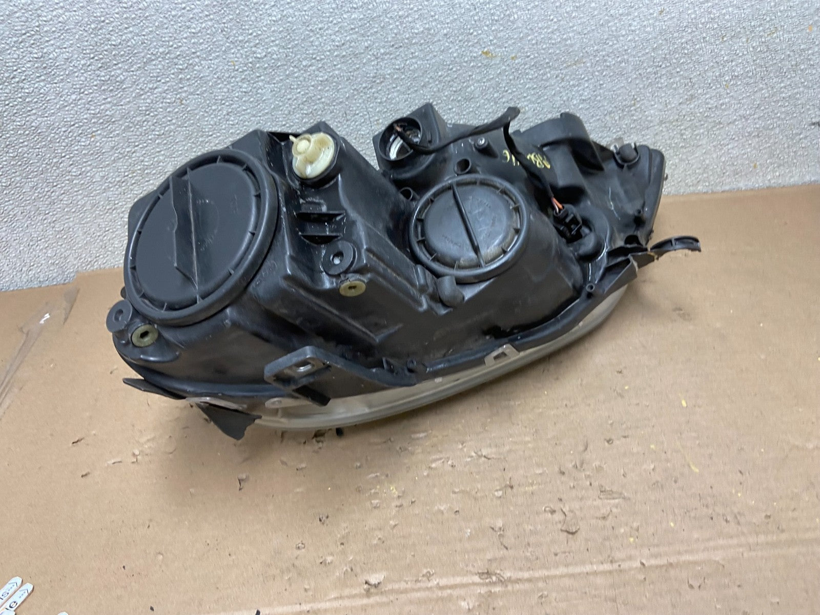 Halogen 2009-2011 Mercedes-Benz ML Class Right Passenger Headlight Oem AB0246 DW9