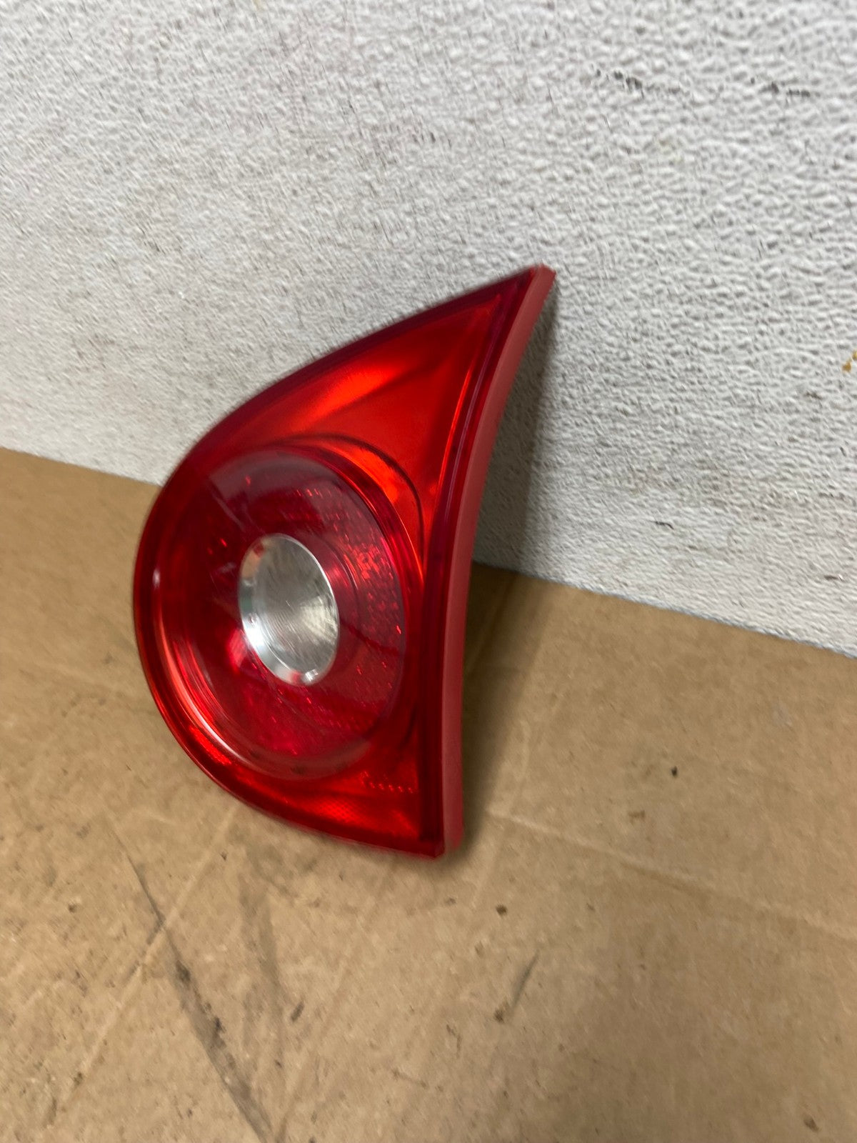 2006-2009 Volkswagen Golf Right Passenger Rh Tail Light Inner Trunk AD6280 LK1