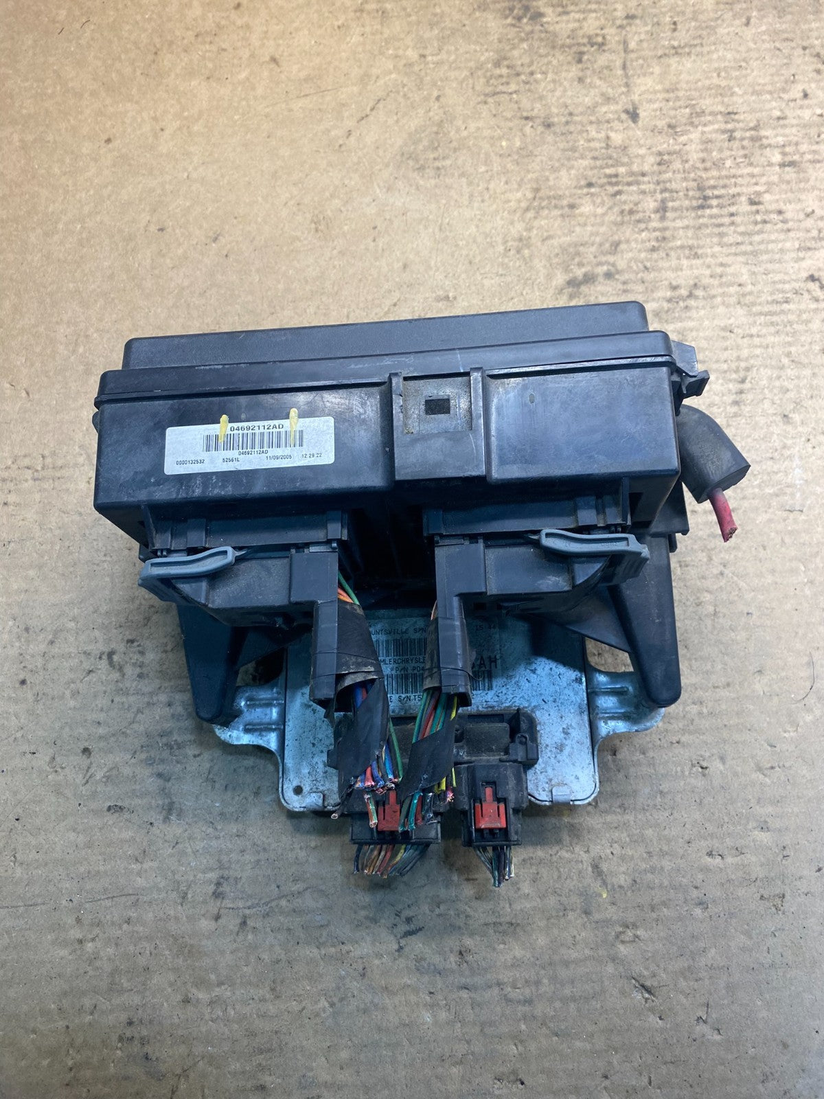 2007 Jeep Grand Cherokee Body Control Module BCM Power Fuse Box aa2896 DG0