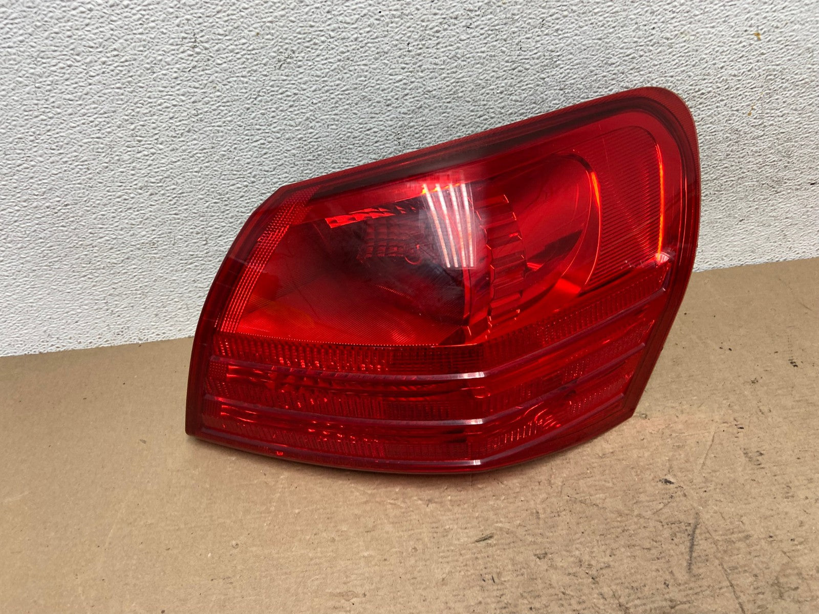 2008 to 2015 Nissan Rogue Right Passenger Rh Side Tail Light AF5684 LK0