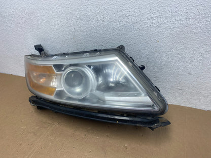 2011 to 2013 Honda Odyssey Front Right Passenger Headlight Halogen AD7938 DW1