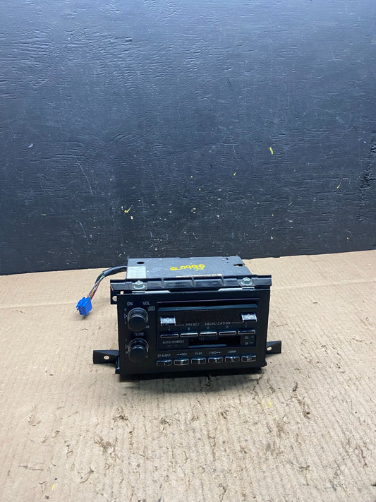 1993 1994 1995 Cadillac Fleetwood Deville AM/FM Radio CD Player q0990 DG0