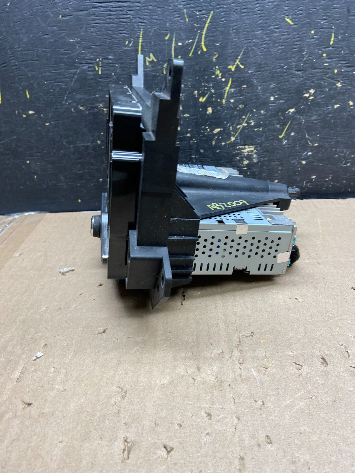 2021 2022 2023 Chevrolet Trailblazer Multimedia Radio Screen Dsiplay  AB2009 DG3