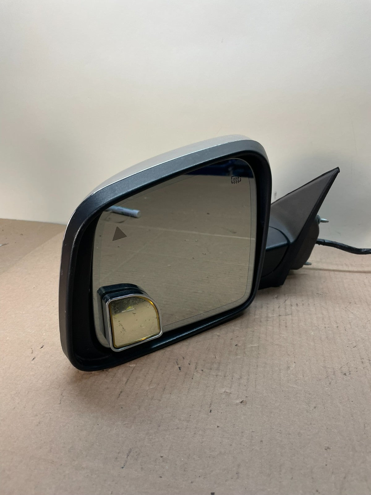 2011-2018 Jeep Grand Cherokee Left Driver Power Turn Sgn Door Mirror aj0613 DG2