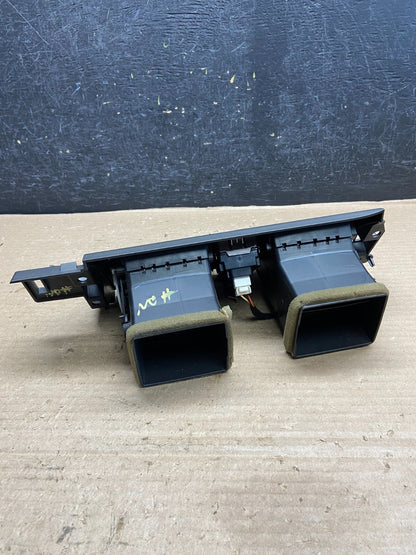 2006 to 2011 Cadillac DTS Dash Center Air Vent Heater Bezel AH3800 DG3