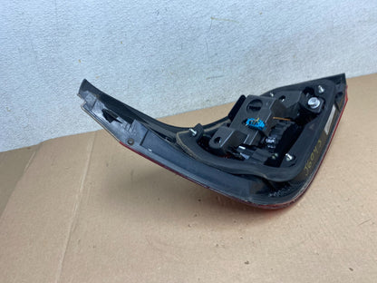2008 to 2010 BMW 5 525i 530i Right Passenger Rh Tail Side Light Oem J6093 DW7