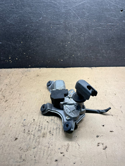 2011-2020 Toyota Sienna Rear Windshield Washer Wiper Motor W6852 DG2