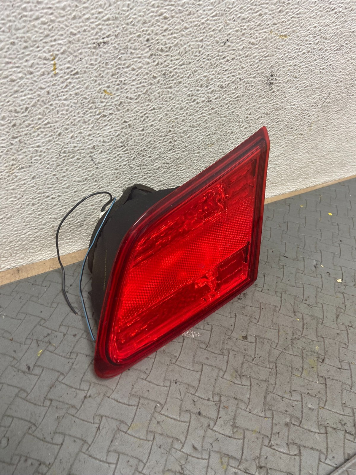 2010-2014 Subaru Legacy Right Passenger Rh Side Tail Light Inner Oem C75502
