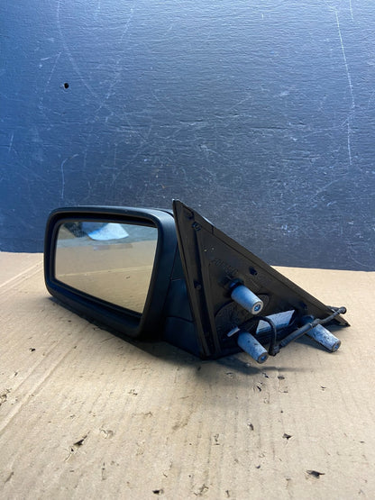 2004 - 2006 BMW 5-Series 525i 530i Left Driver LH Door View Mirror AE2369 DW10